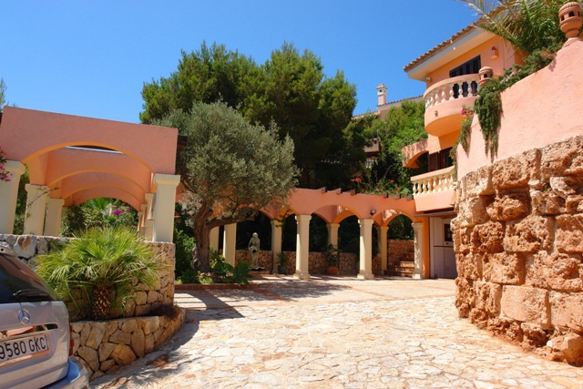 0-villa-montport-calle-miro-puerto-andratx-www.maxmallorca (12).jpg